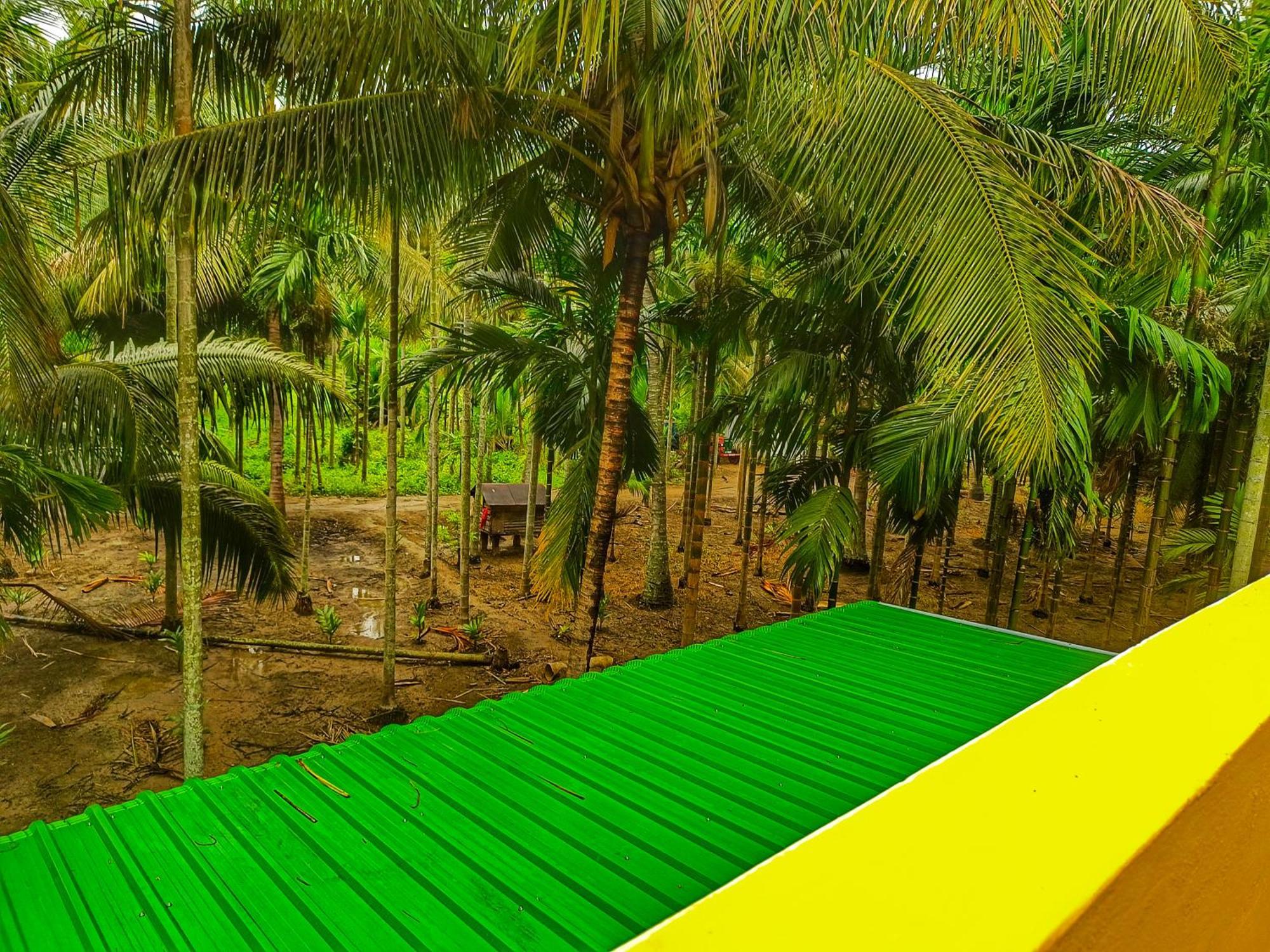 Shivalaya Farmstay Located Amdist Coconut Farm With River Access Near Isha,Adiyogi,Siruvani Alandurai Екстер'єр фото