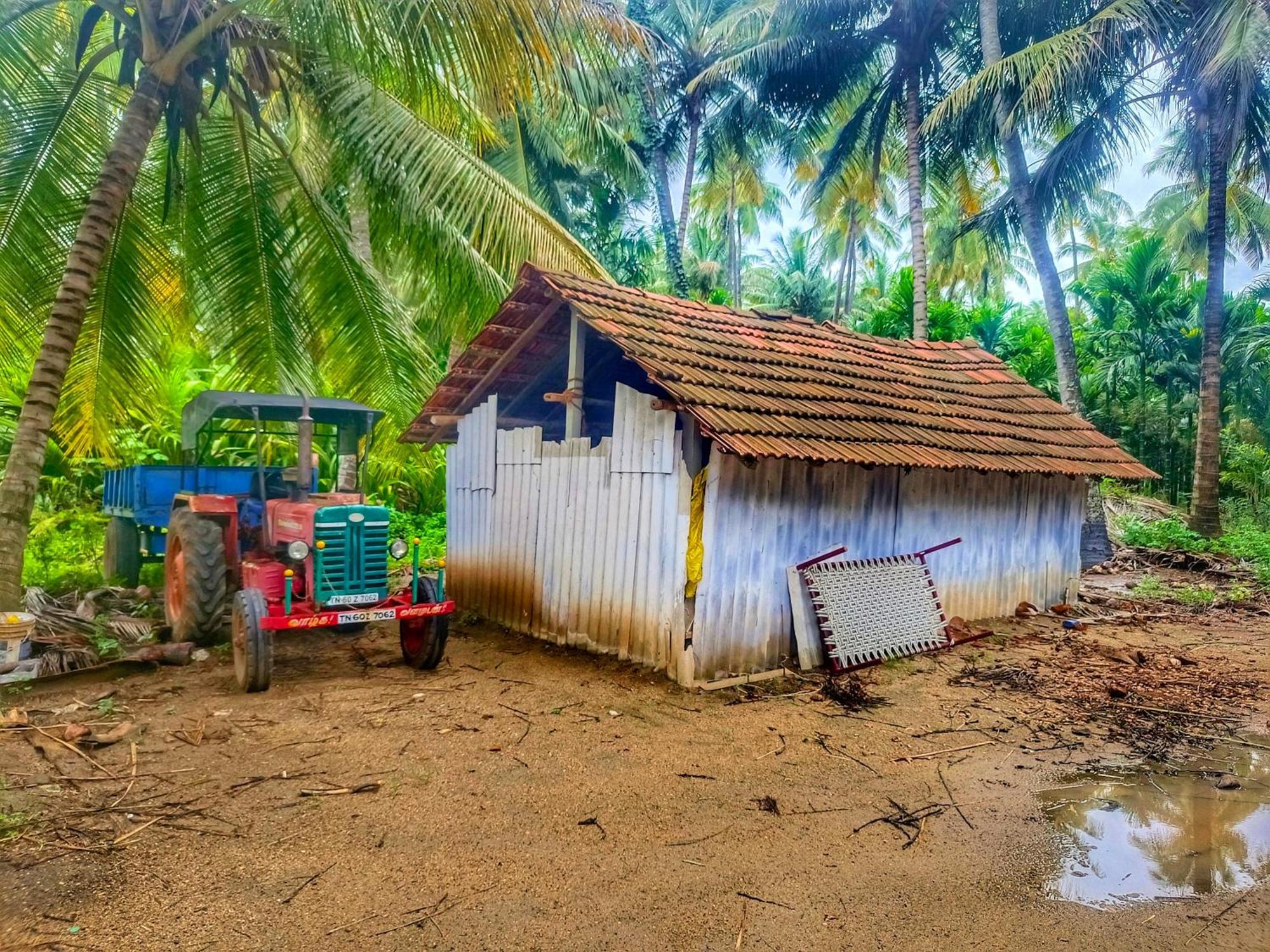 Shivalaya Farmstay Located Amdist Coconut Farm With River Access Near Isha,Adiyogi,Siruvani Alandurai Екстер'єр фото